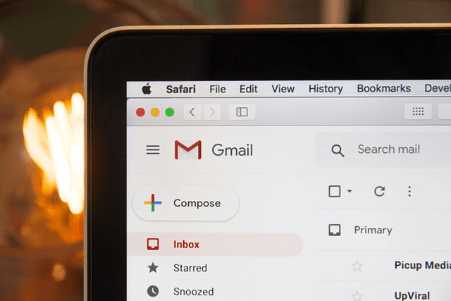Cosa serve per accedere ai messaggi tramite Gmail