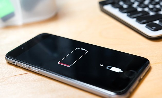 Attiva la modalità di risparmio energetico per risolvere il problema: perché la batteria del mio iPhone si scarica così velocemente all'improvviso