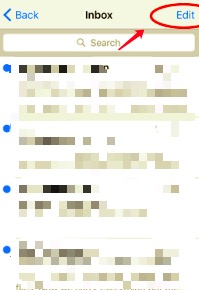 Elimina le email su iPhone XR usando il modo manuale