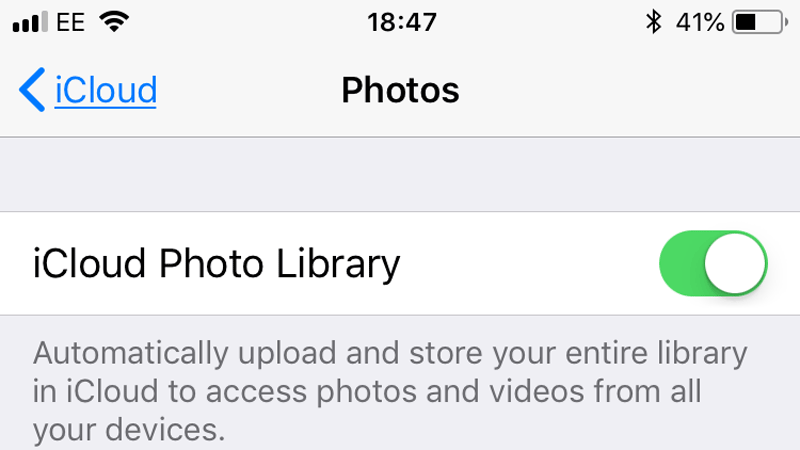 Disattiva la libreria di foto di iCloud per riparare iPhone dice che non c'è abbastanza spazio di archiviazione ma c'è