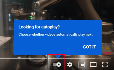 La riproduzione automatica di YouTube continua ad attivare l'app mobile