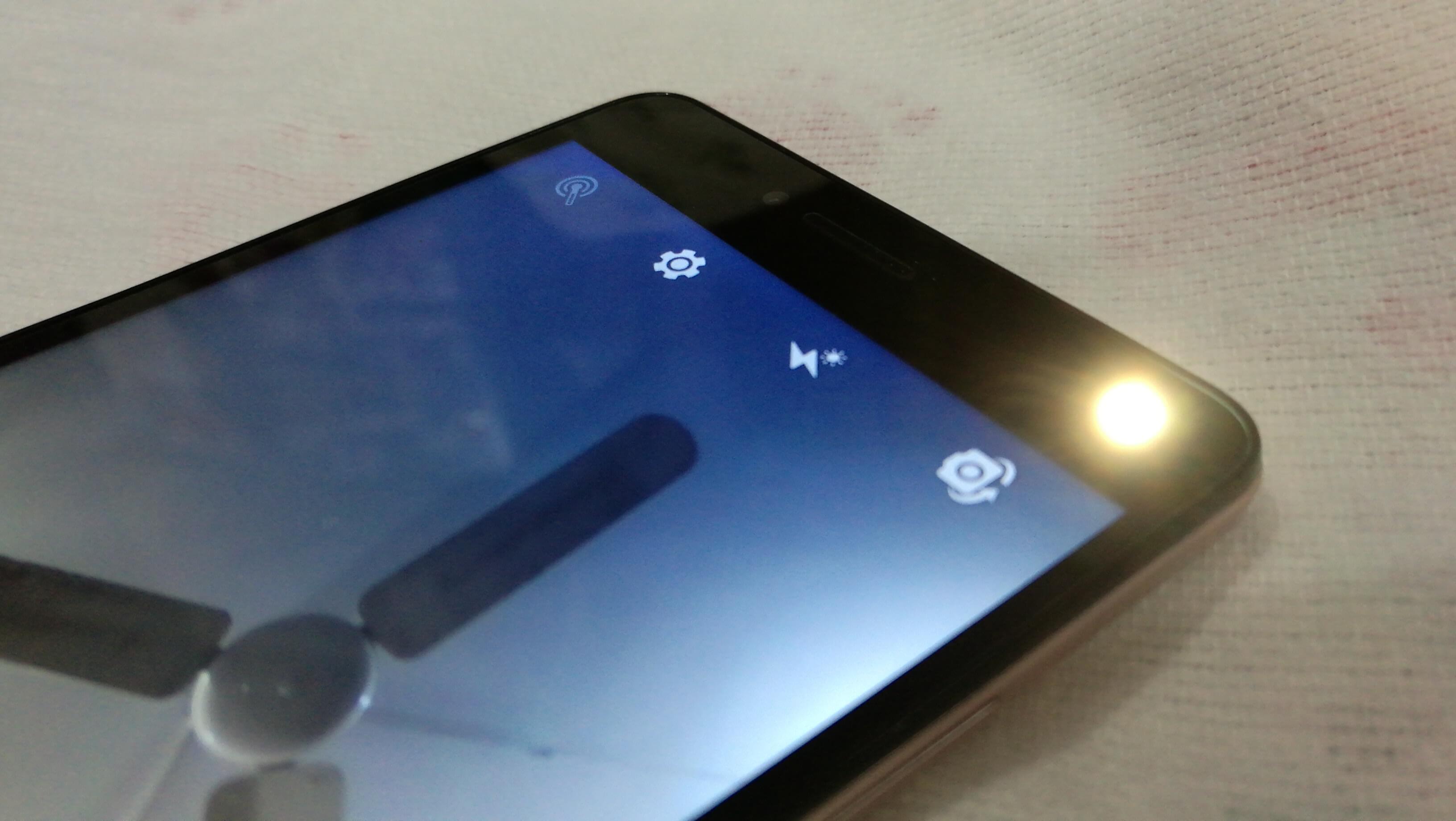 Risolto il problema con il flash della fotocamera Android non funzionante